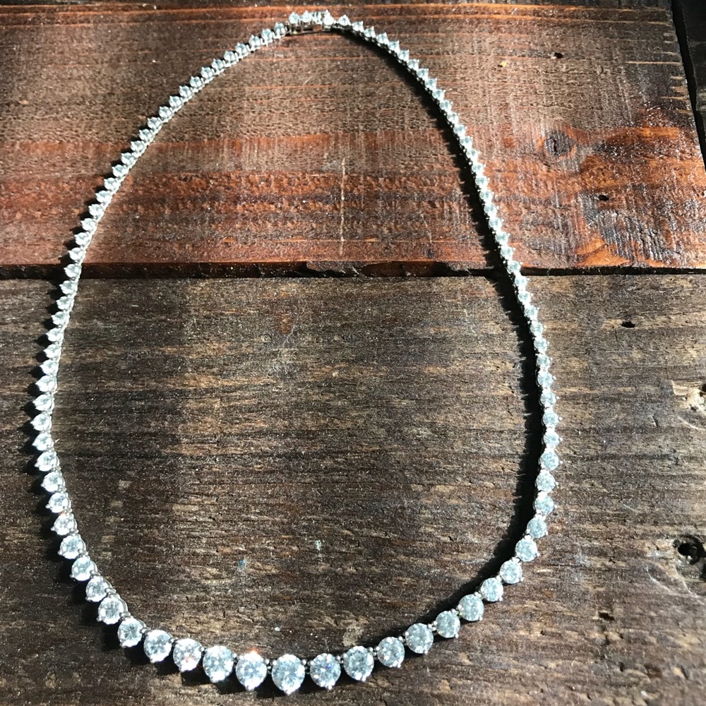Silver chain necklace